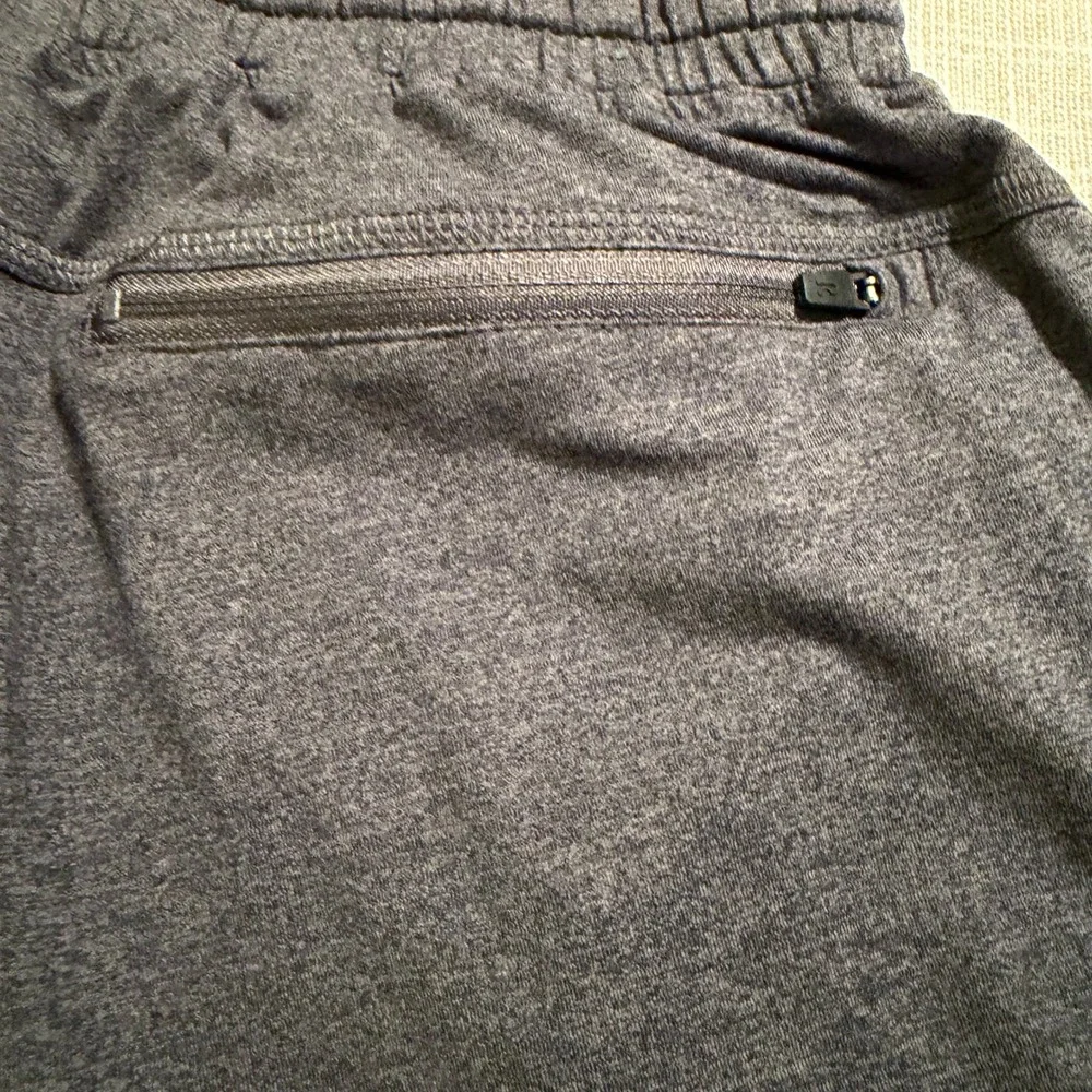 Right of Way Mens Charcoal Heather Athletic Performance Shorts‎ Small Drawstring